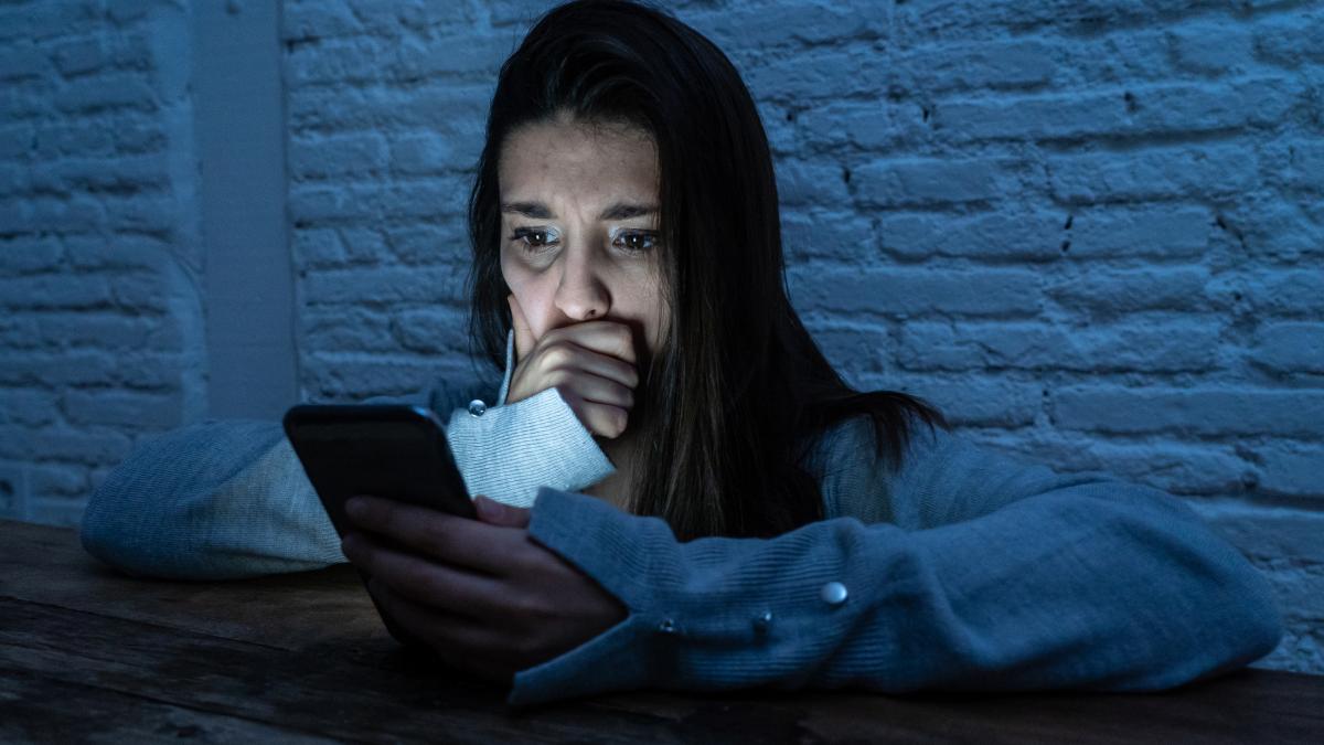 scandal de proportii in bulgaria dupa aparitia pe site uri pentru adulti a unor inregistrari cu cliente ale saloanelor de infrumusetare