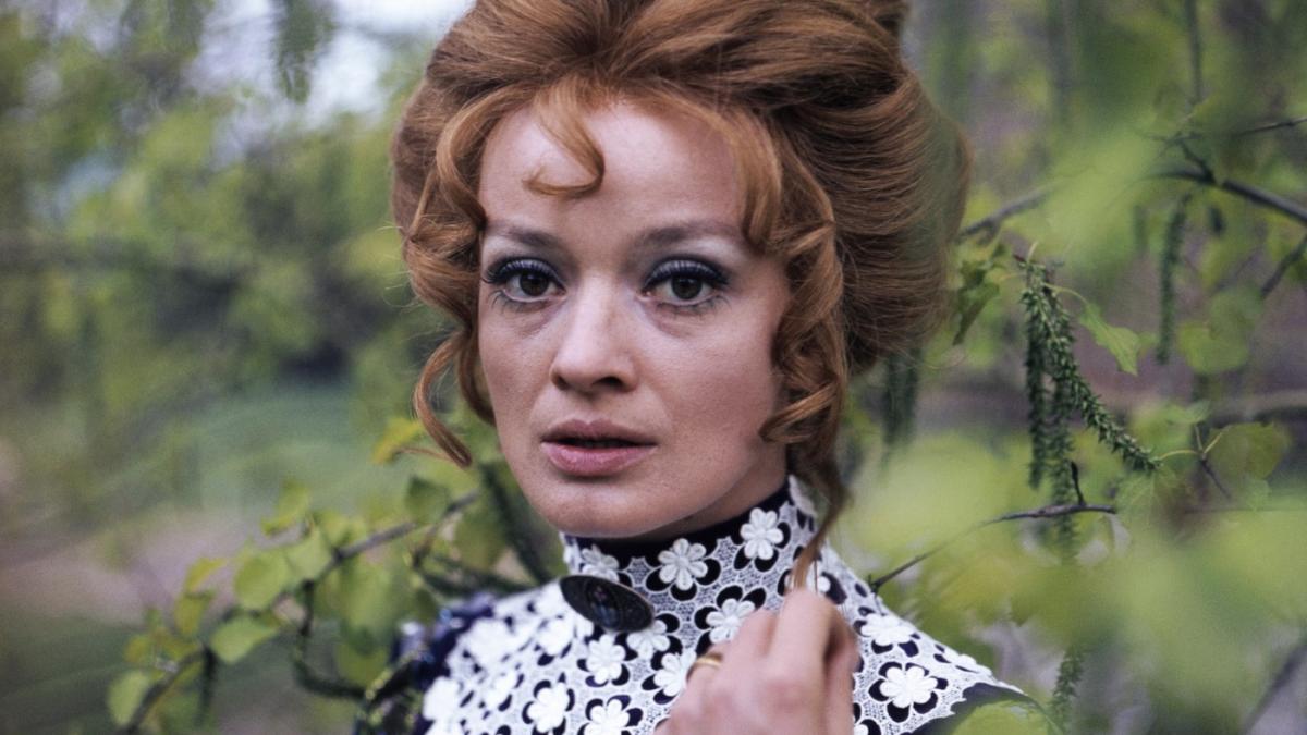 brigitte bardot a cehiei a murit legendara actrita jana brejchova cunoscuta pentru rolul reginei din serialul tv arabela