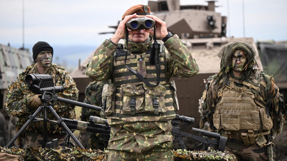 ue analizeaza optiunile pentru a oferi mai multe fonduri sectorului apararii dupa incheierea programului safe