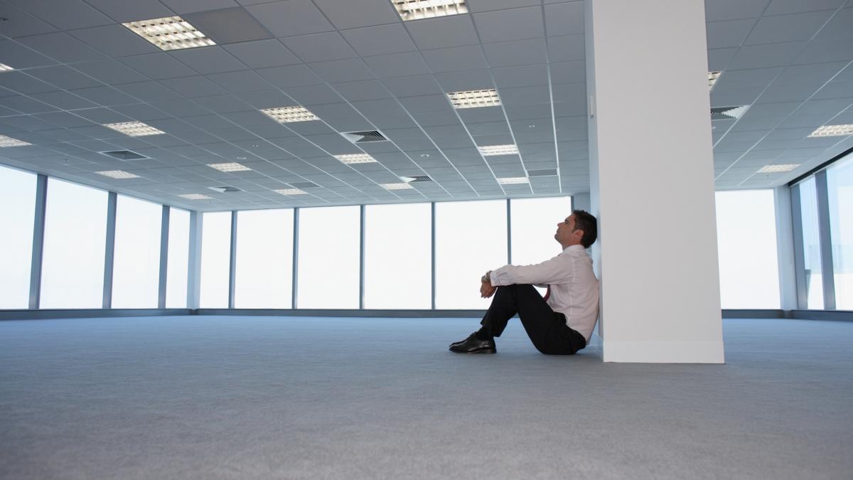 mediul privat ingropat de masurile de austeritate numar record de companii care au pus lacatul pe usa in 2025 si 2026 a inceput rau