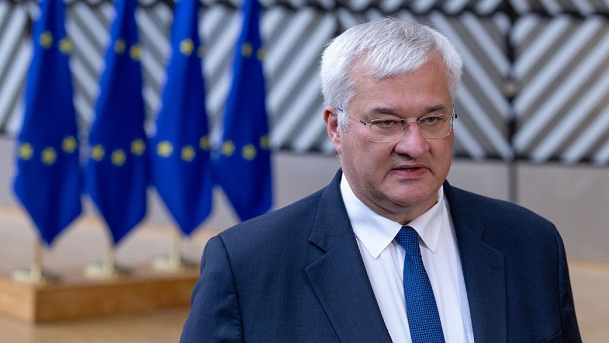 seful diplomatiei ucrainene cere accelerarea negocierilor de pace si spune ca doar trump poate intermedia o intelegere