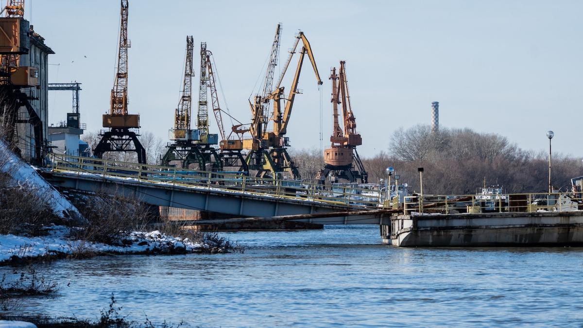 au fost depuse ofertele pentru autostrada albastra a romaniei fast danube 2 va face dunarea navigabila 340 de zile pe an