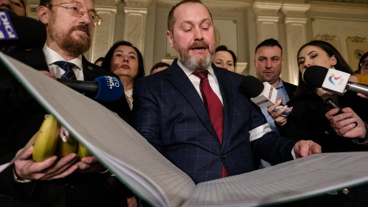 senatorii pace intai romania anunta ca au intrat in greva japoneza