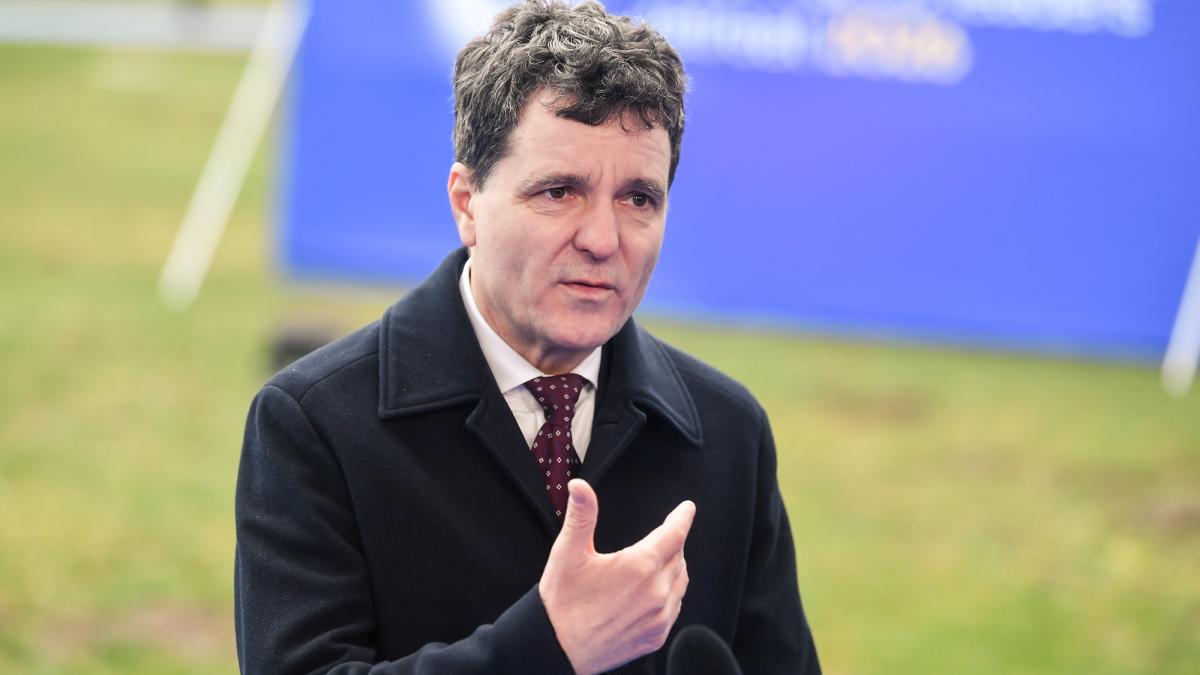 surse vizita oficiala a lui nicusor dan in sua ar putea fi influentata de decizia romaniei de a intra in consiliul pacii al lui trump