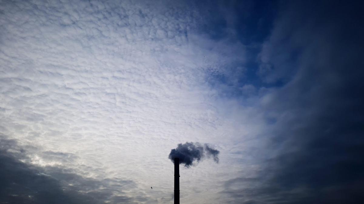 the guardian a reusit romania sa rupa legatura dintre cresterea economica si emisiile de carbon