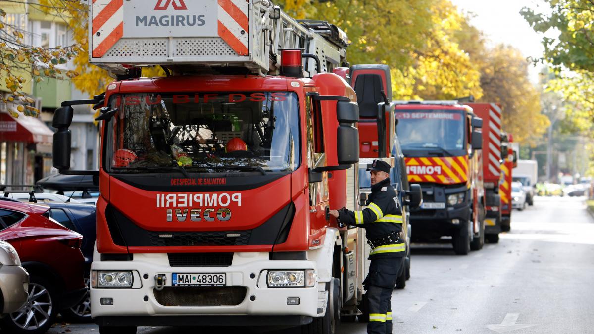 caz halucinant masina de pompieri oprita de politie in timpul misiunii soferul a fost lasat fara permis in drum spre incendiu