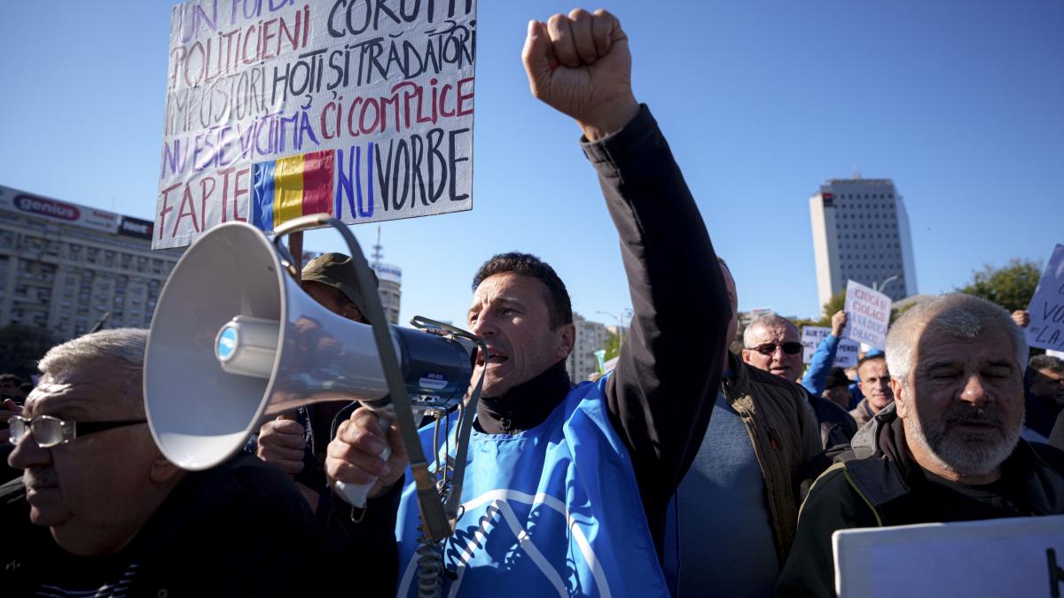minerii vin sa protesteze bucuresti cer venit de completare pe 48 de luni pentru disponibilizati si acordarea tichetelor de masa
