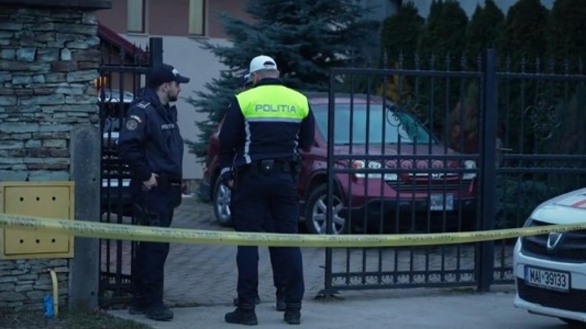 romanul care a infiintat primul sat romanesc din sua gasit mort in casa polita ia in calcul o crima