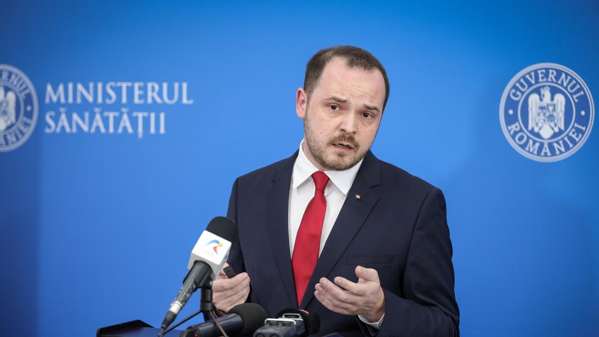 alexandru rogobete mi se pare de noaptea mintii ca ministrul sanatatii sa spuna oamenilor va rog sa nu bateti doctorii