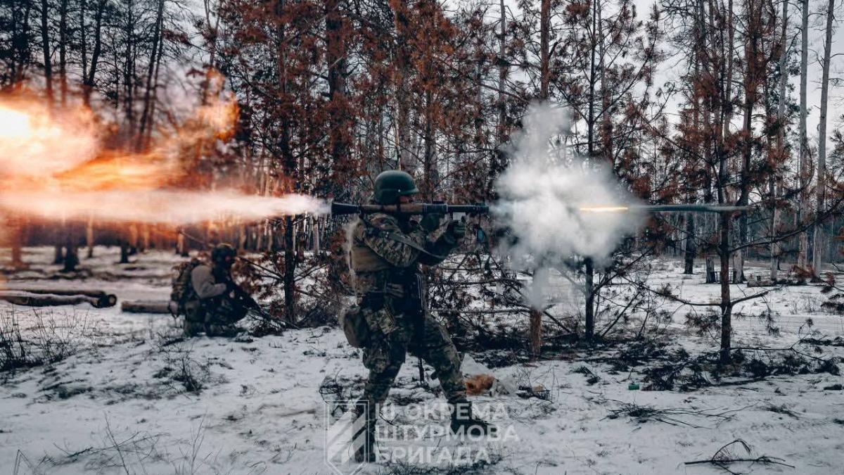 cinci motive pentru care planul lui trump pentru alegeri in ucraina si un referendum pentru pace doar va prelungi razboiul