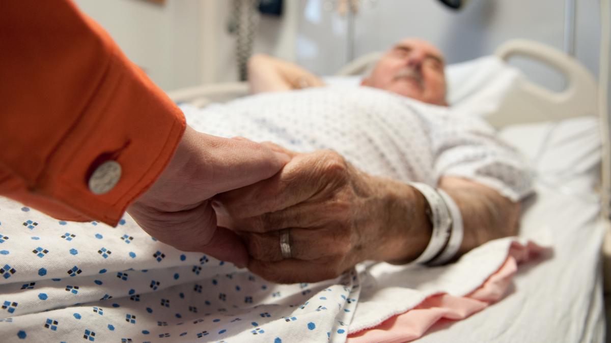 cum vrea sa sparga ministrul sanatatii monopolul cnas fiecare asigurat ar putea alege din mai multe case de asigurari