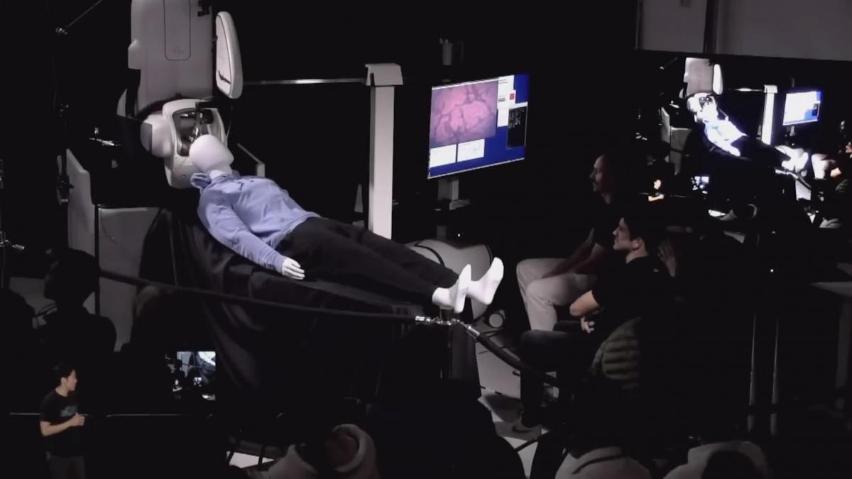 china testeaza implanturi de cipuri pe creier care permit pacientilor paralizati sa controleze computere cu gandul