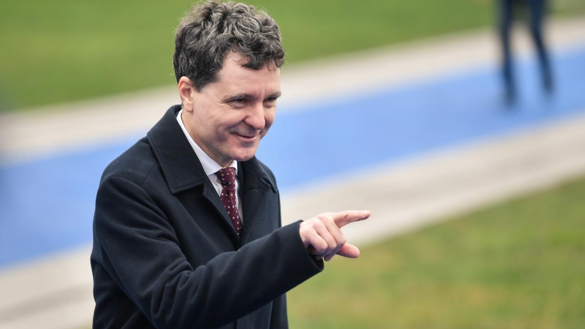 prima reactie a lui nicusor dan dupa decizia ccr privind pensiile magistratilor un gest de echitate asteptat de societate