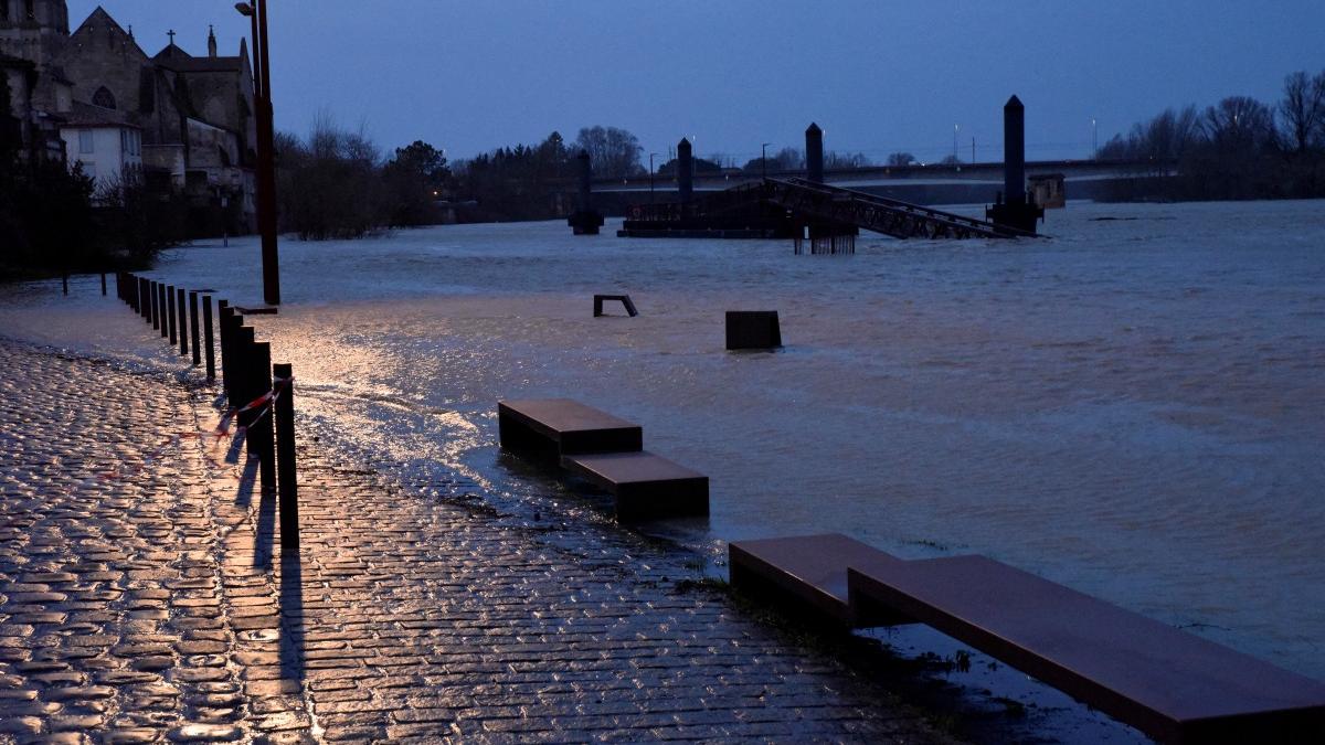 inundatii franta hepta