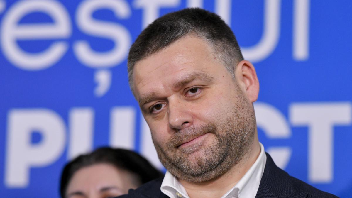 ciucu primarii din jurul capitalei ofera transport gratis pe banii bucurestiului la stb din 10 000 nici jumatate nu sunt soferi