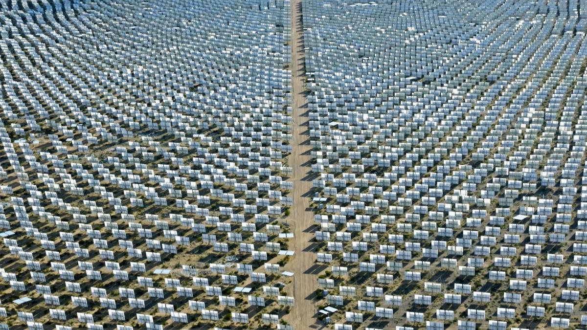 centrala solara desertul nevada