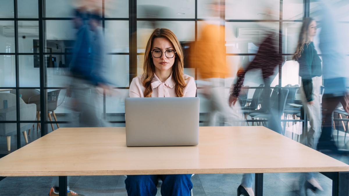 birou angajata getty