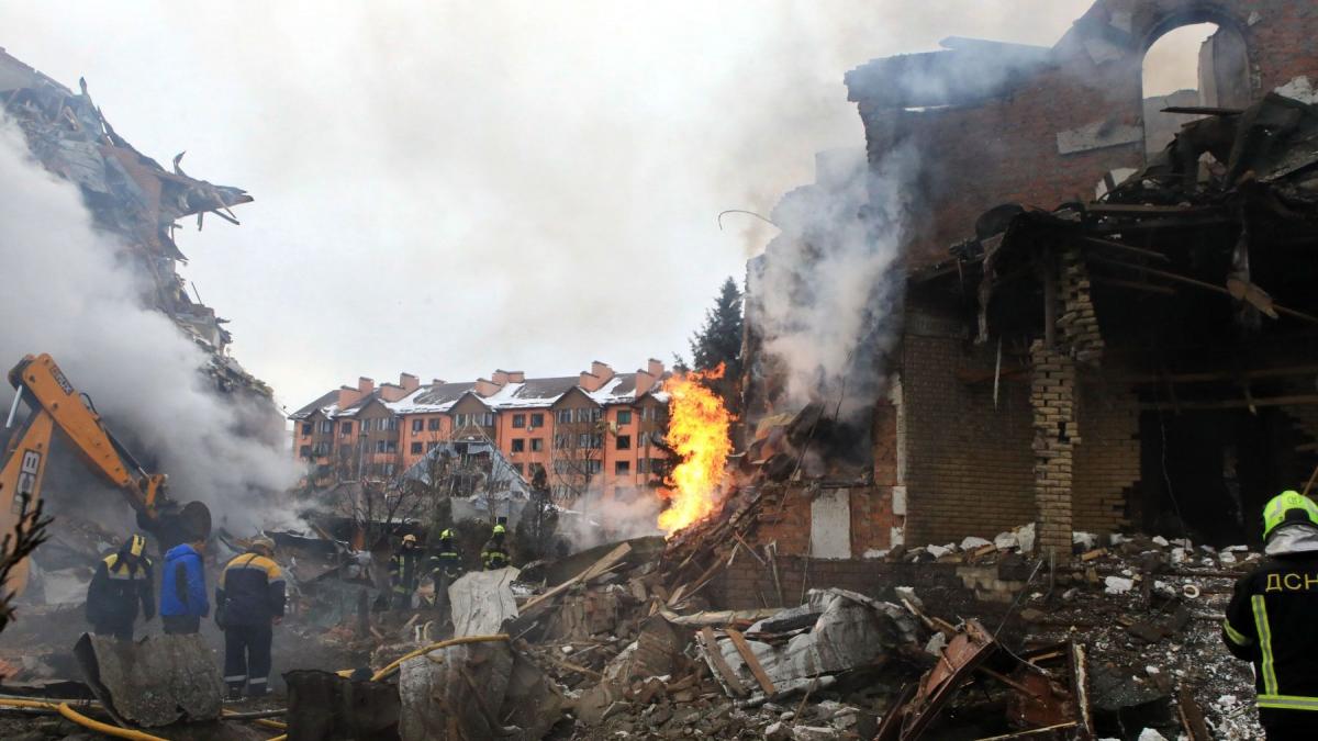 peste 500 de miliarde de euro sunt necesare pentru reconstructia ucrainei dupa invazia rusa