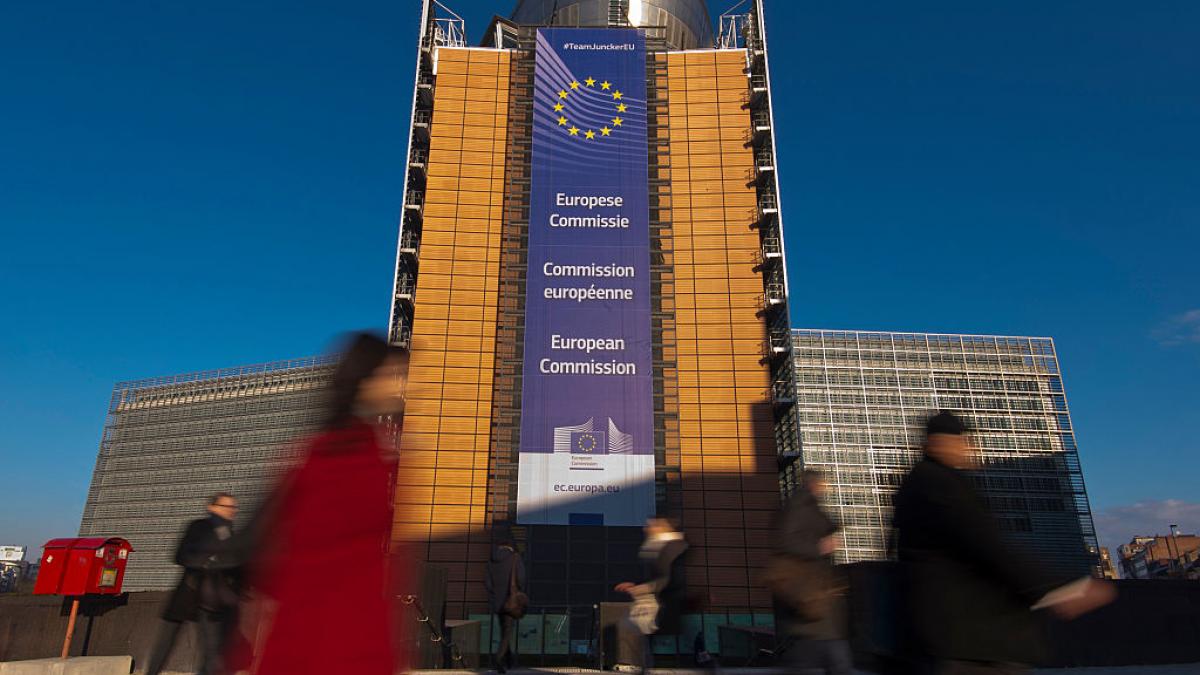 ue anunta o masura de ultima ora in sprijinul fermierilor europeni taxele vamale vor fi suspendate un an