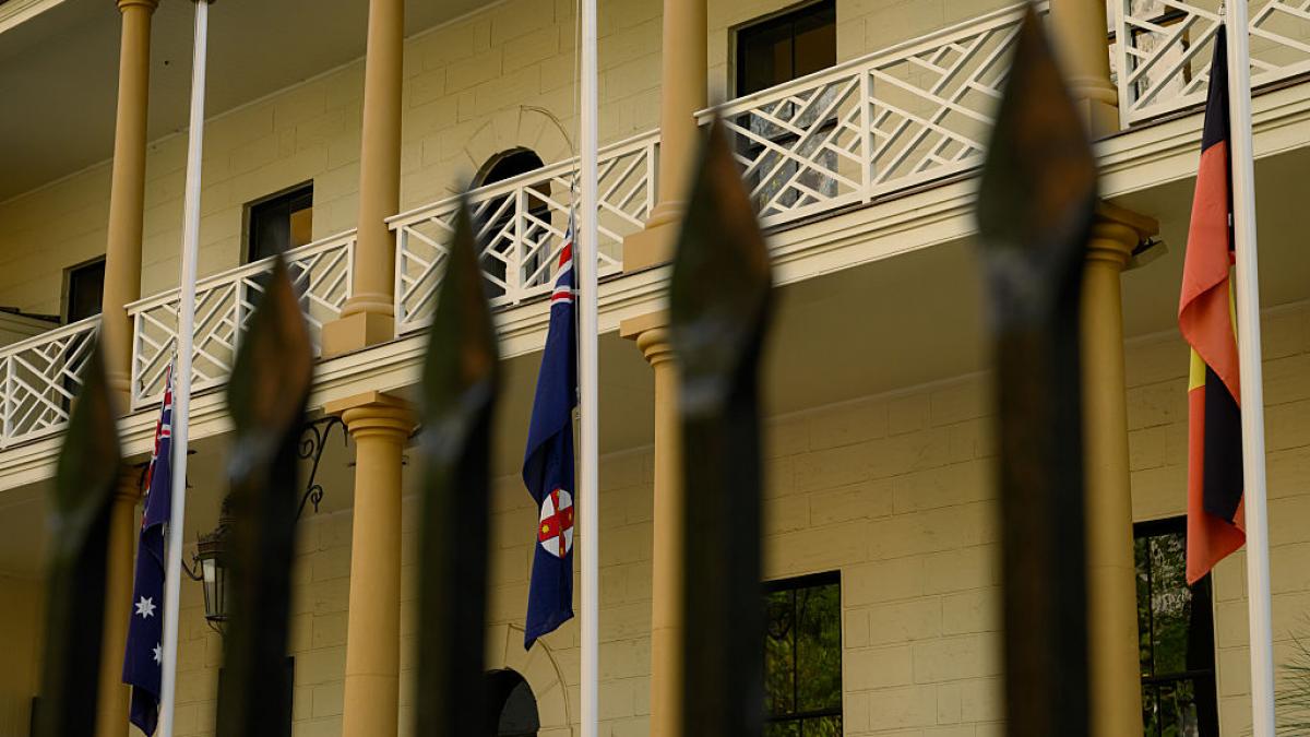 australia le a cerut familiilor diplomatilor sai sa paraseasca israelul si libanul