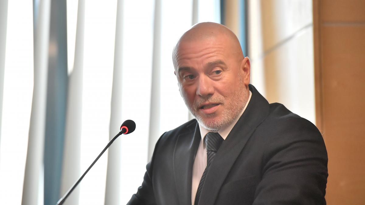 ministrul culturii Andras Demeter