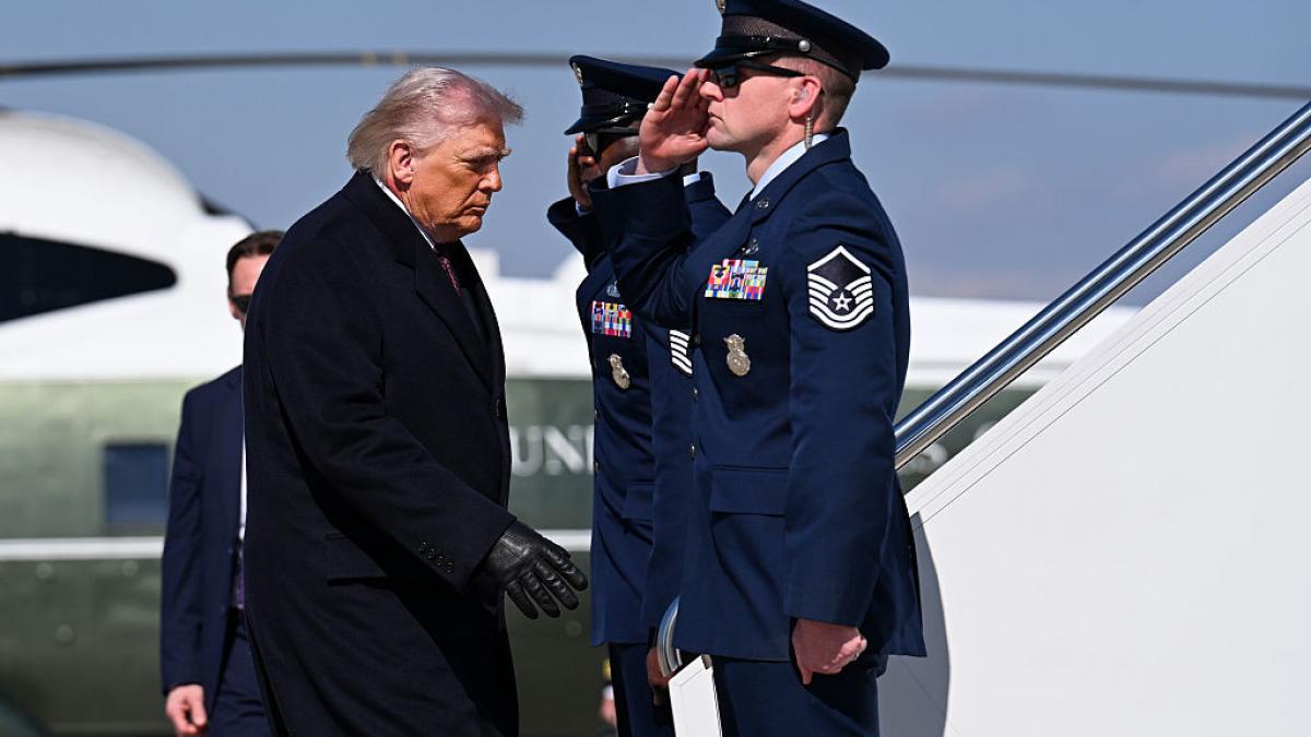 pregatiri de razboi in iran cel mai mare portavion al sua a ajuns in israel americanii sfatuiti sa plece din zona