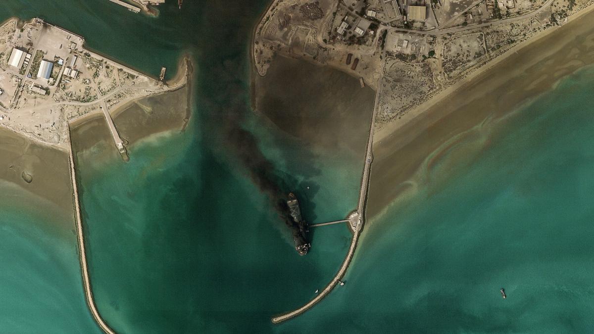 pregatiri de razboi in iran cel mai mare portavion al sua a ajuns in israel americanii sfatuiti sa plece din zona