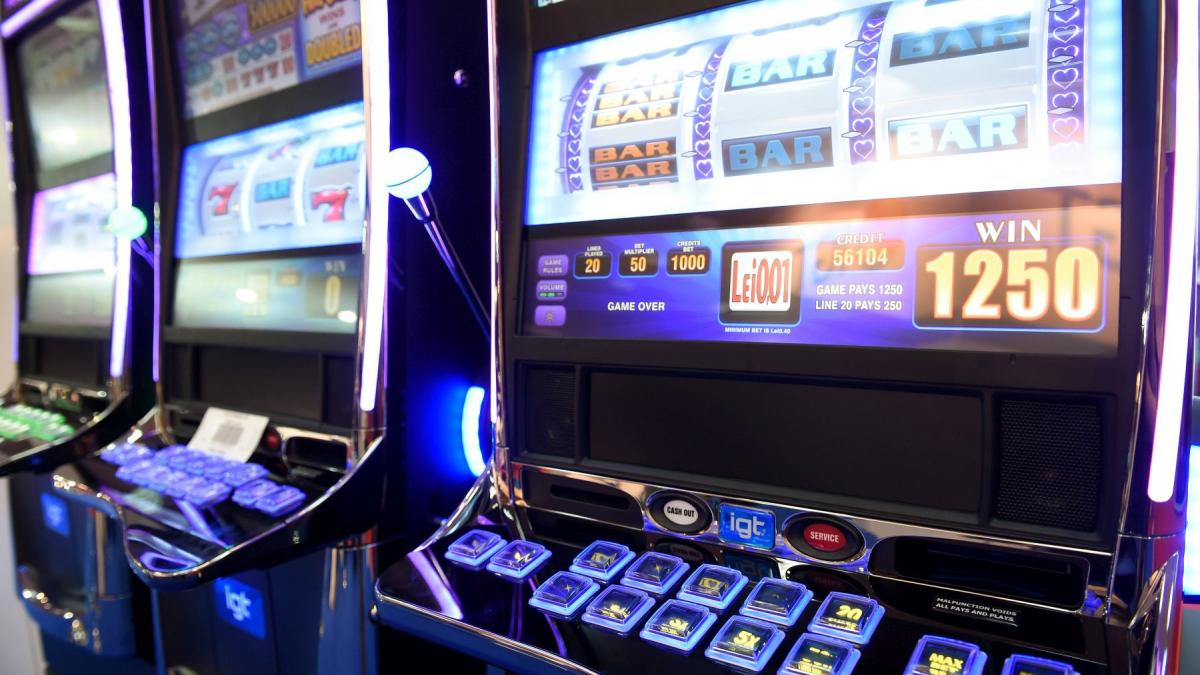 tot mai multi primari anunta interzicerea pacanelelor in orase sunt o sursa de atragere a lumii interlope