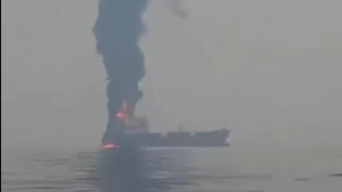 primul petrolier atacat in stramtoarea ormuz anunta oman