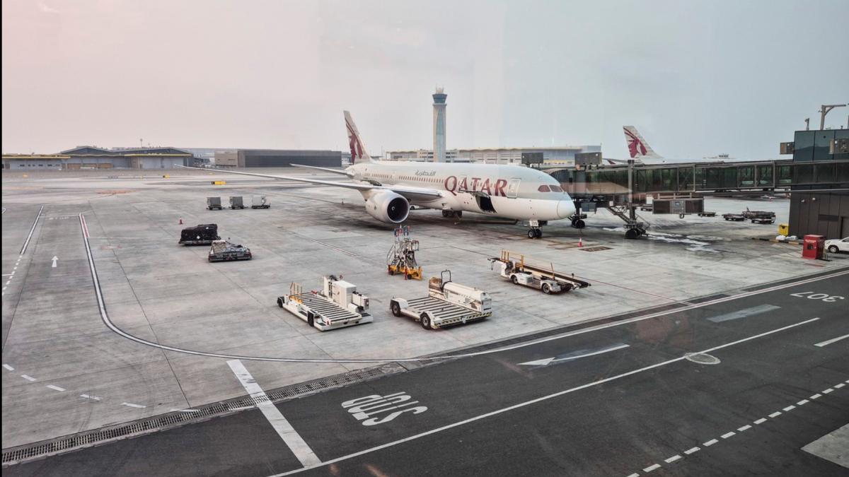 qatar anunta ca va acoperi costurile suplimentare pentru turistii straini blocati in tara din cauza razboiului pana se reiau zborurile