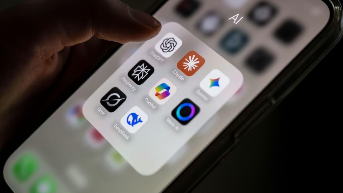 claude devine cea mai descarcata aplicatie din sua dupa ce utilizatorii renunta in masa la chatgpt din cauza acordului cu pentagonul