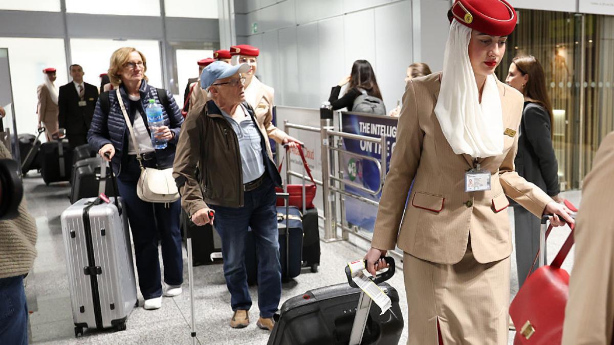 aeroport turisti blocati getty