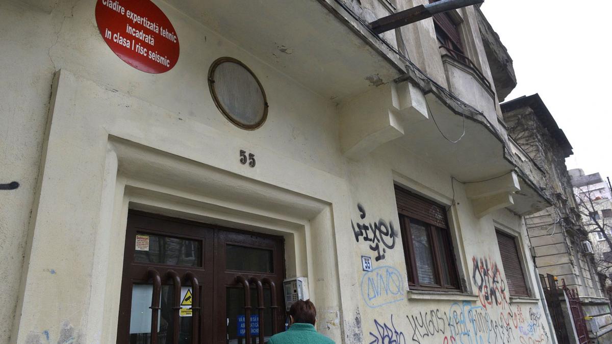 cladire cu risc seismic