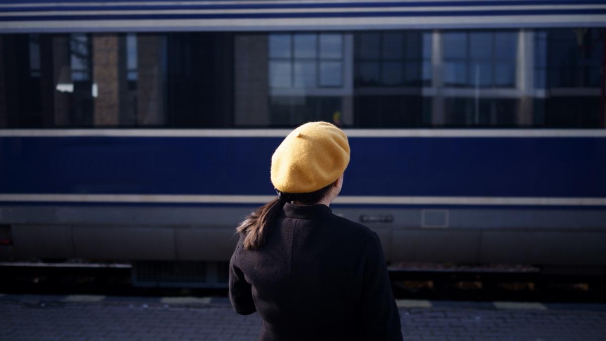 cfr calatori anunta ca aplicatia de cumparare a biletelor online nu va functiona in noaptea de miercuri spre joi