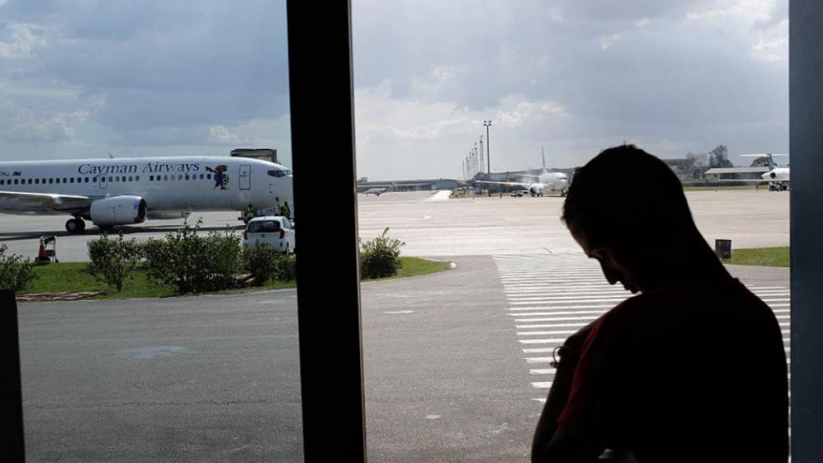 cuba a anuntat ca nu are kerosen pe aeroporturi pana in 10 aprilie avioanele trebuie sa alimenteze in alte tari