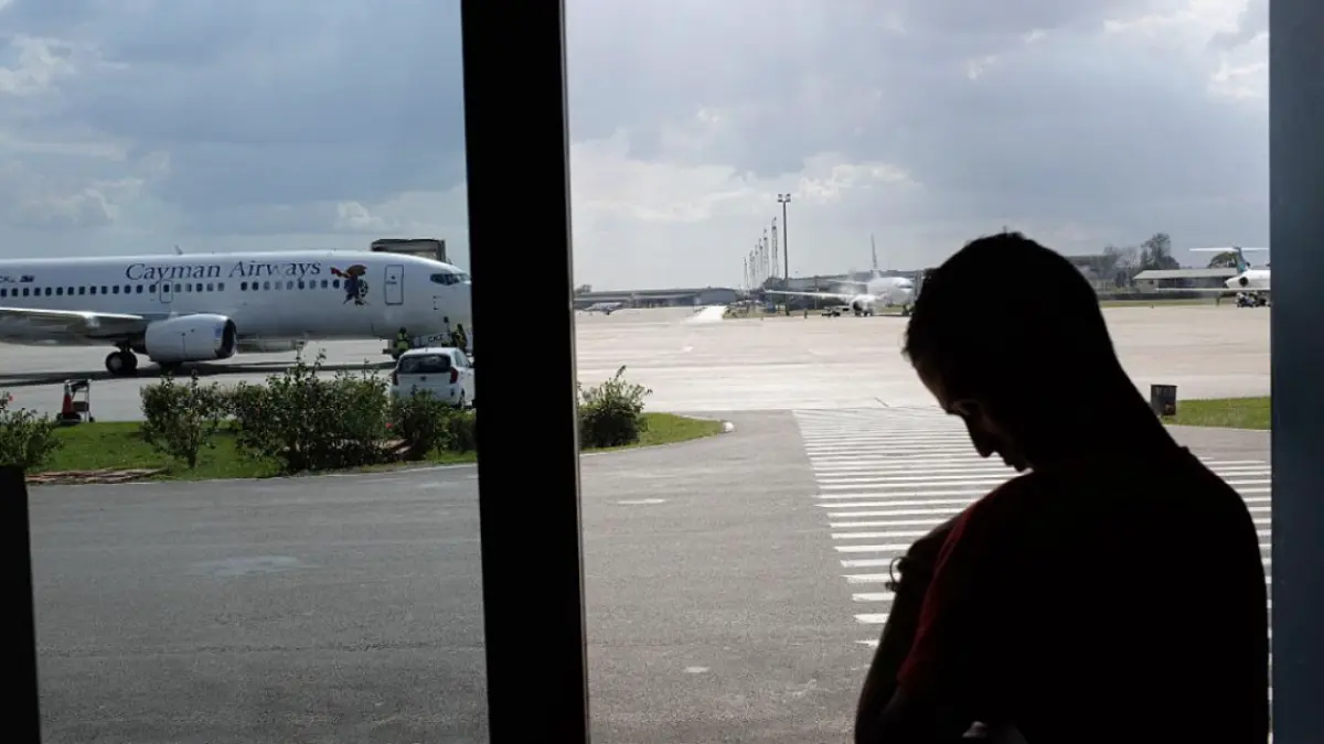 cuba a anuntat ca nu are kerosen pe aeroporturi pana in 10 aprilie avioanele trebuie sa alimenteze in alte tari
