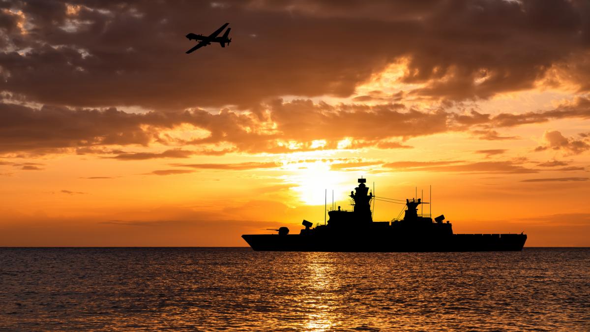 o nava din flota fantoma a rusiei s a scufundat dupa izbucnirea unui incendiu in largul libiei