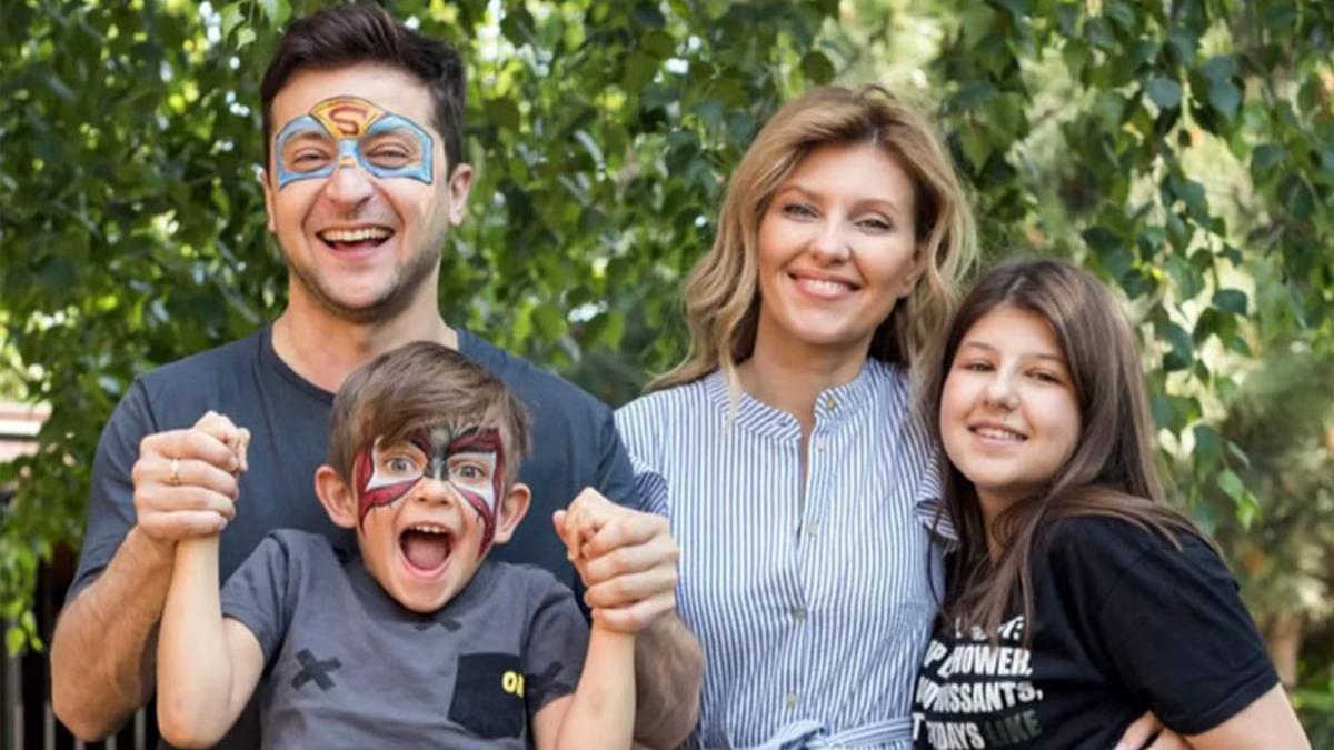familia lui traieste intr un adapost secret si nu prea isi vede copiii pentru ca este periculos zelenski face marturisiri