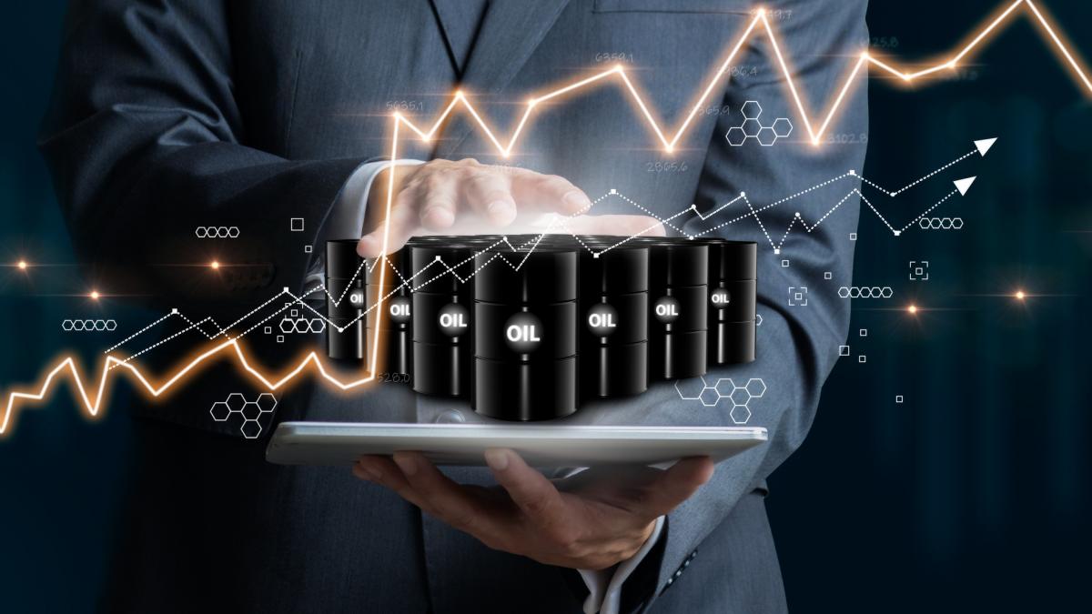 pretul petrolului a depasit 90 de dolari pe baril si continua sa creasca cotatia nu a mai crecut asa brusc de la inceputul pandemiei