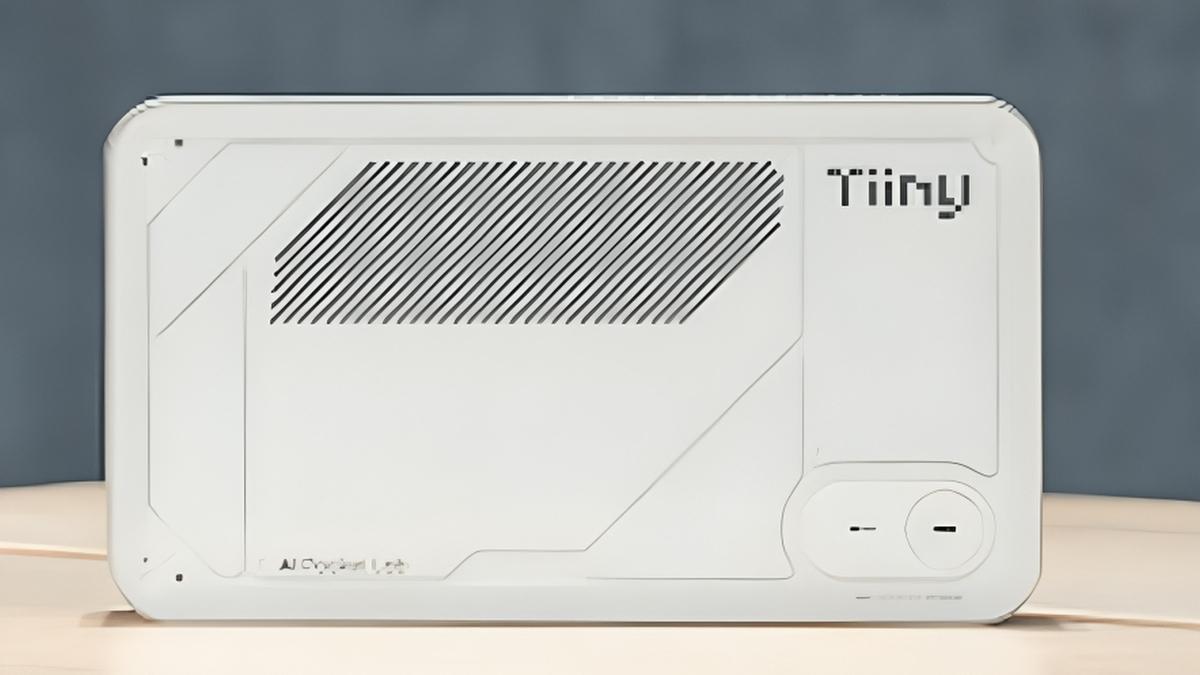 cel mai mic supercomputer ai din lume incape in buzunar si are un nivel de inteligenta de nivel doctoral