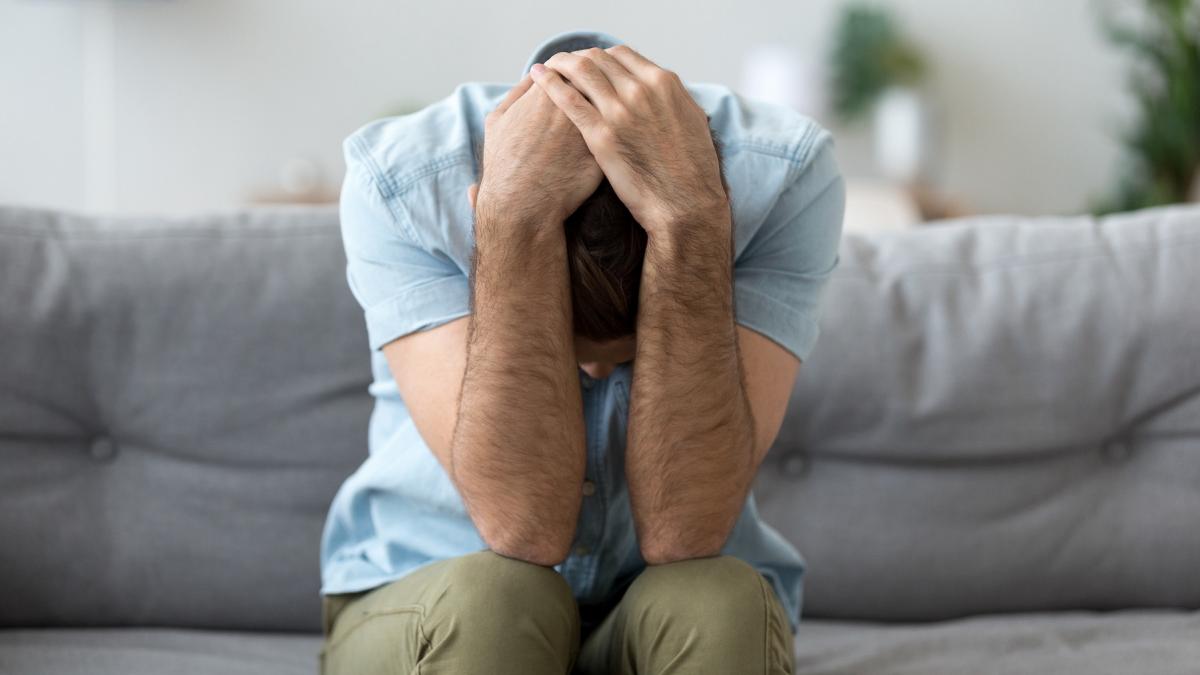 si a ucis copiii si si a luat viata dupa ce a aflat ca sotul ei a murit a doua zi barbatul a aparut viu si plin de regrete