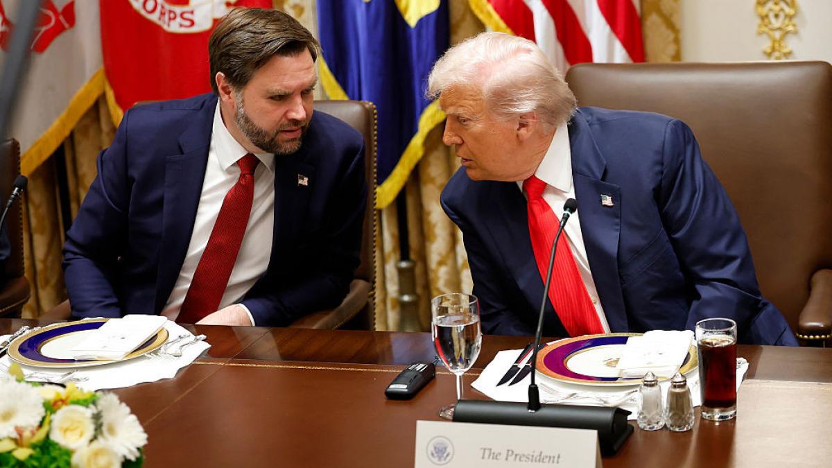 JD vance si donald trump 