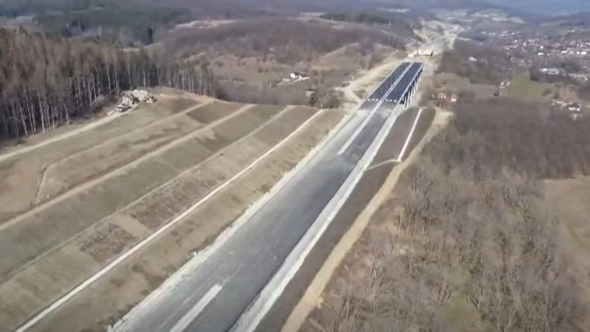 tronsonul 4 al autostrazii sibiu pitesti ar putea fi dat in circulatie cu 6 luni mai repede