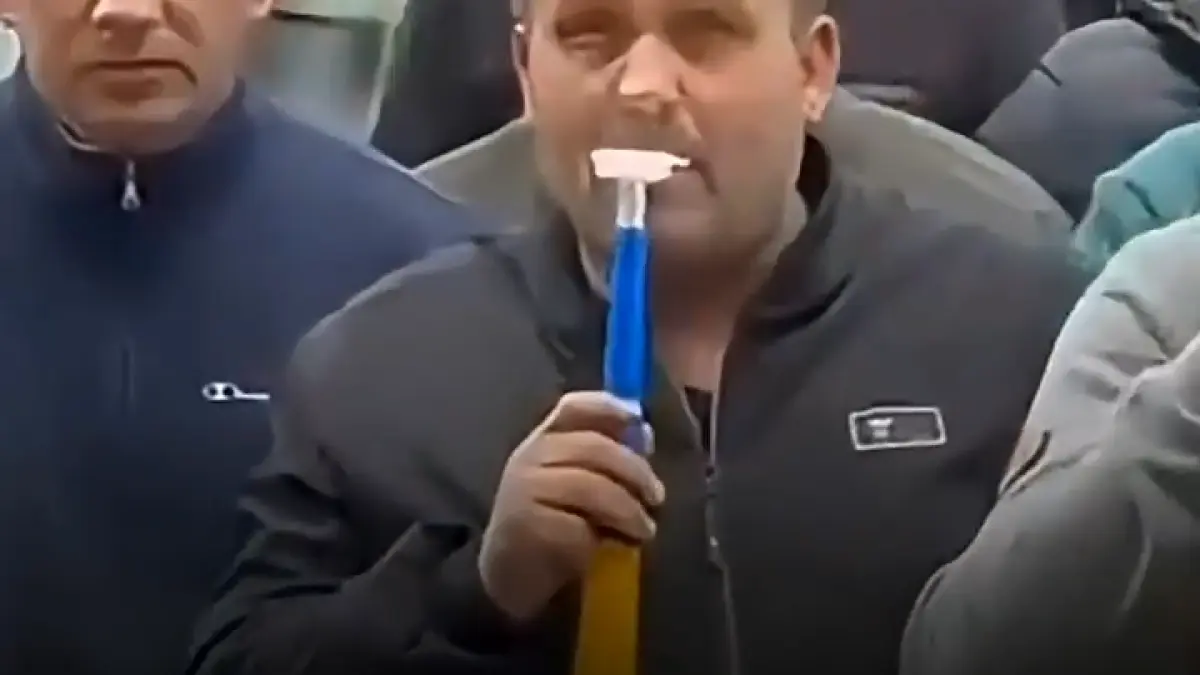 zeci de mineri in strada se tem ca raman fara locuri de munca