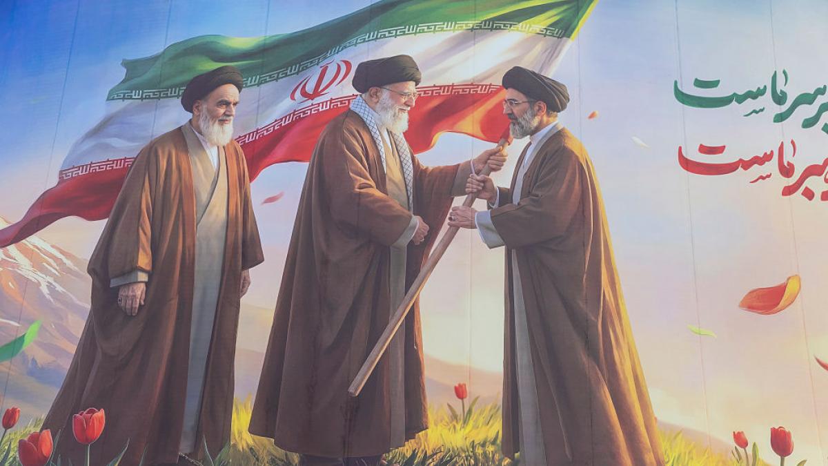 dezvaluiri despre mojtaba khamenei facute de un fost coleg de seminar era obsedat de sfarsitul lumii credea ca va avea un rol
