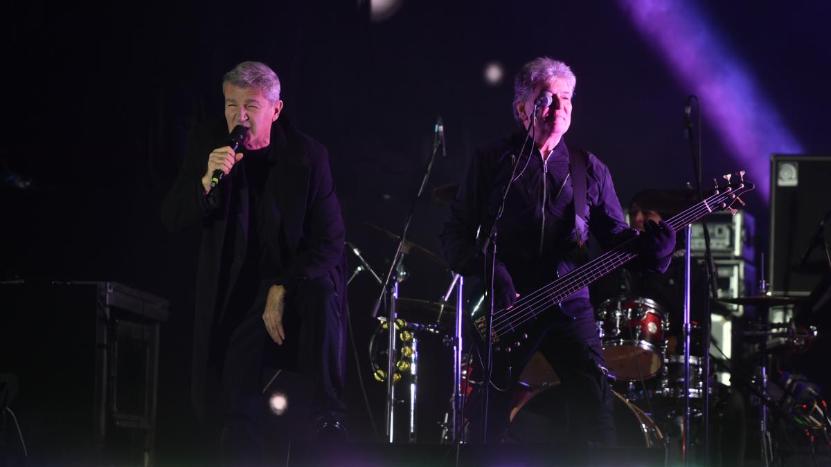 primul mesaj al trupei holograf dupa moartea basistului iulian mugurel vrabete a plecat dintre noi dupa o lupta