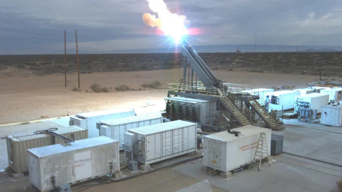 americanii au testat din nou tunul electromagnetic dupa ani de pauza ce cauta sa afle marina sua despre armele hipersonice