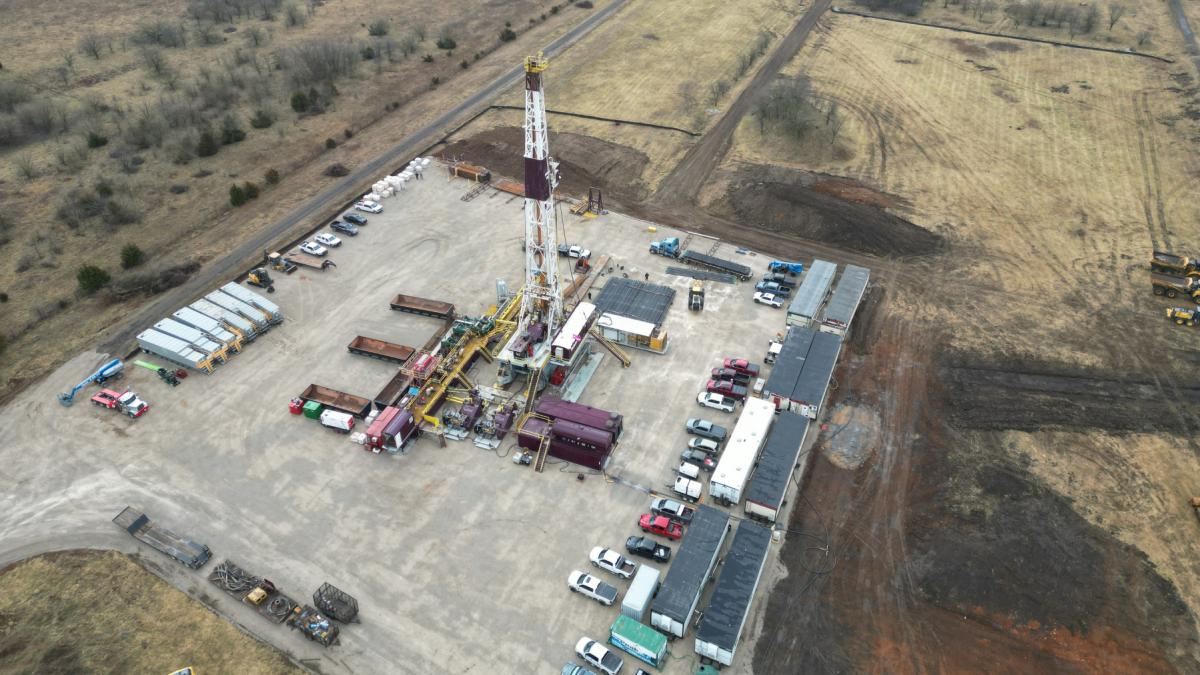 americanii construiesc primul reactor nuclear subteran din lume a inceput forarea puturilor in kansas locuitorii din zona se opun