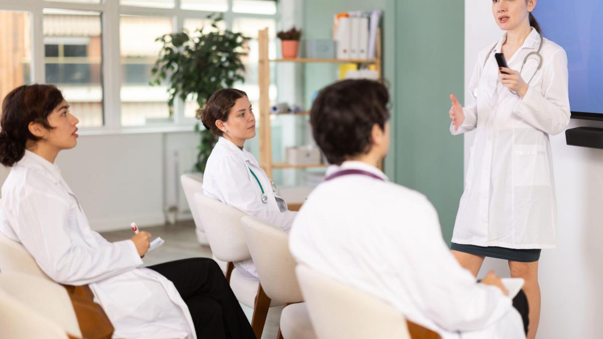 auzi mai mult franceza decat romana studentii care nu trec primul an de medicina in franta aleg sa isi continue studiile in romania