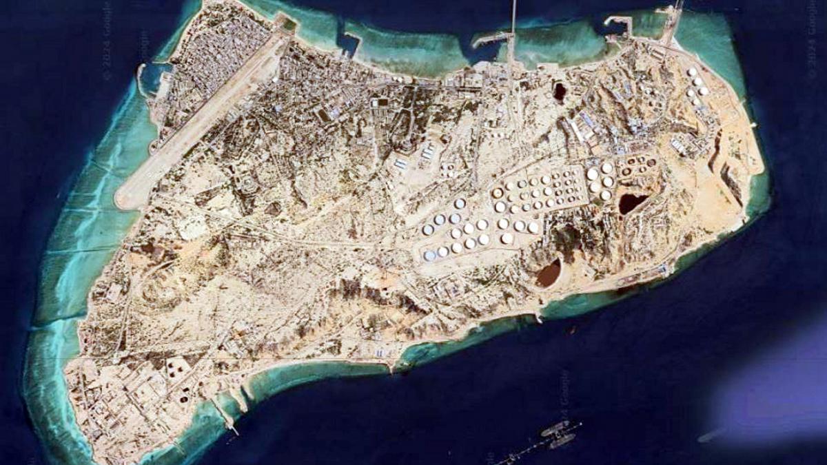 cnn ce trebuie sa stii despre insula kharg micul afloriment de corali din inima industriei petroliere iraniene